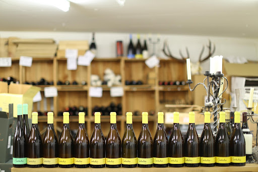 Weindegustation – 13. Jahrgänge Gantenbein Chardonnay und eine Riesling Spätlese.